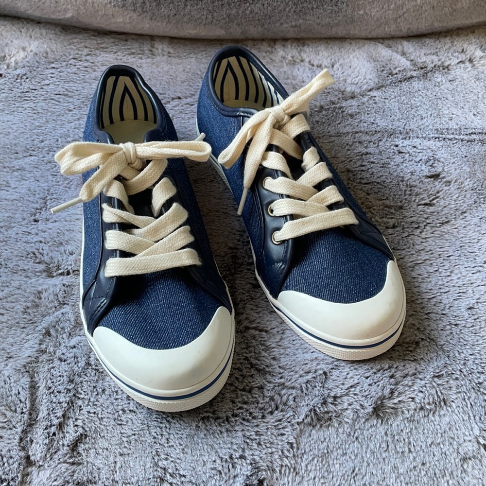 Ugg boys canvas sneakers
